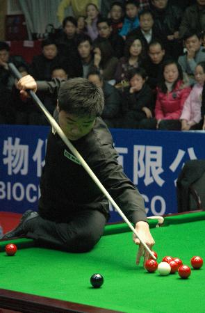 奉献一场足 奉献一场足