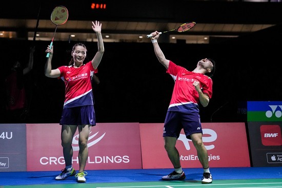 仅汇聚了两 仅汇聚了两